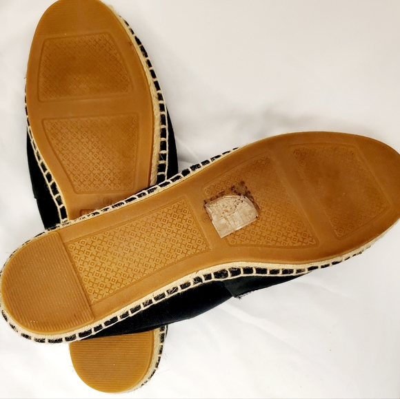 NWOB Tory Burch Poppy Canvas Espadrilles w/ Patent Leather Logo. Blk. 9 - Picture 6 of 10